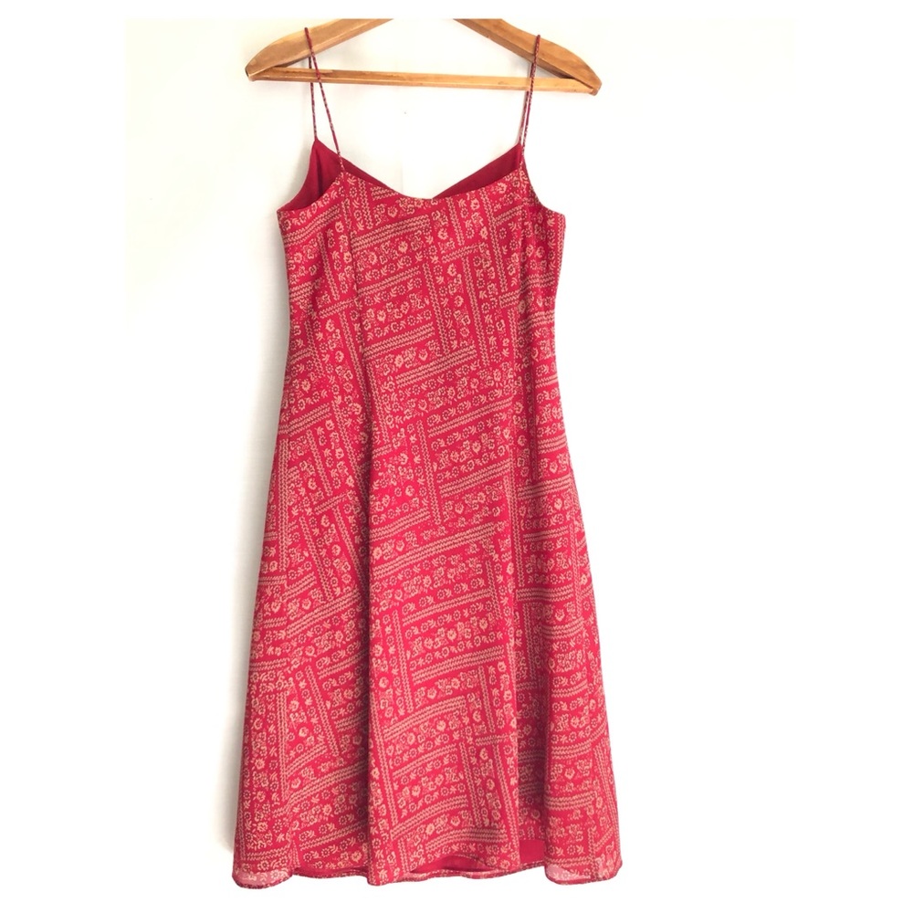 The Loft: pretty floral dress with spaghetti straps - Picture 2 of 8
